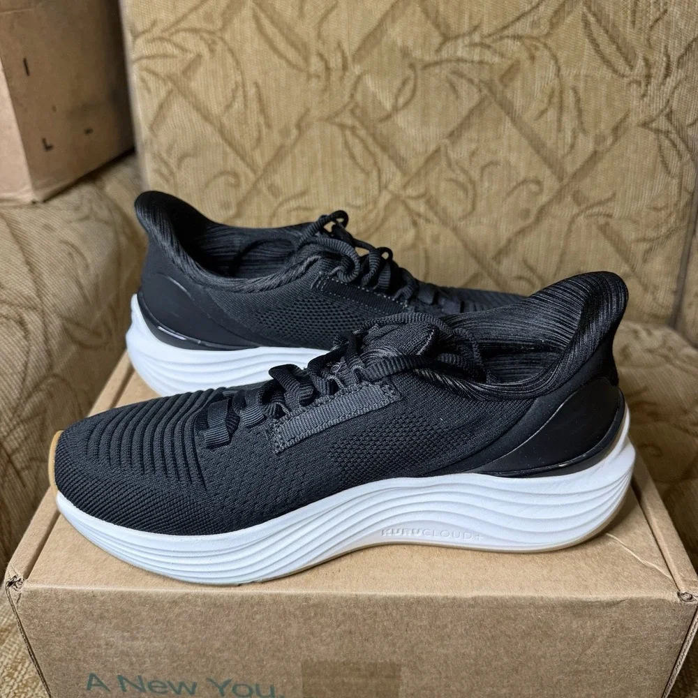 Kuru Atom 2 Black White Women's Size 8 Medium Athletic Running Walking Shoes